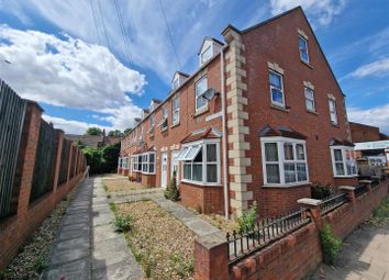 Thumbnail Town house to rent in Charlotte Court, Gainsborough