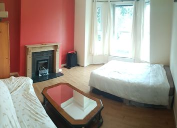 1 Bedrooms  to rent in Kirkmanshulme Lane, Longsight, Manchester M12