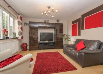 3 Bedroom Semi-detached house for rent