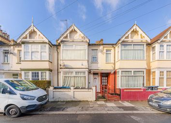 Thumbnail Flat for sale in Winchester Road, London