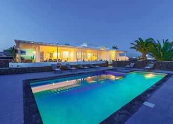 Thumbnail Villa for sale in Country Location, Macher, Lanzarote, 35100, Spain