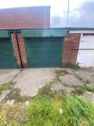 Thumbnail Parking/garage to let in Stanhope Road, South Shields