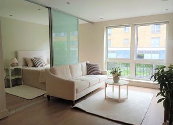 Thumbnail Flat to rent in Park Street, Chelsea, London