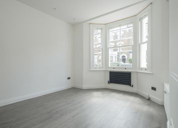 Thumbnail 2 bed flat to rent in Ferndale Road, London