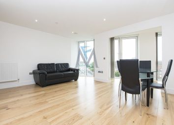 1 Bedrooms Flat to rent in High Street, London E15