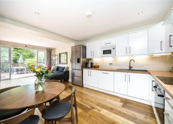 London - 3 bed flat for sale