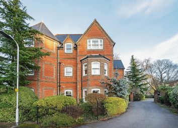 Thumbnail 2 bed flat for sale in Cadugan Place, Reading, Berkshire