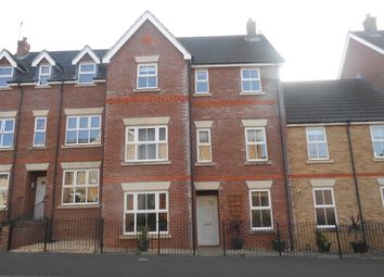 Thumbnail 4 bed town house to rent in Eastbury Way, Swindon