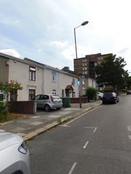 Thumbnail Terraced house to rent in Bloomfield Road, Woolwich