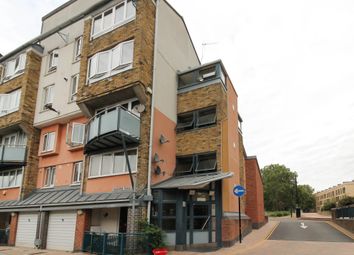 Thumbnail Duplex to rent in Navarre Road, London