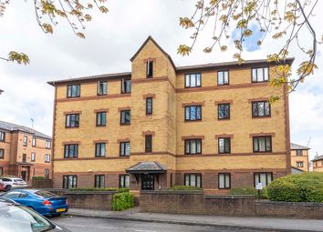 Thumbnail Flat for sale in Top Floor Flat, Caslon Court, Somerset Street, Redcliffe, Bristol