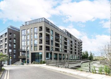 Thumbnail Flat for sale in Montford Place, London