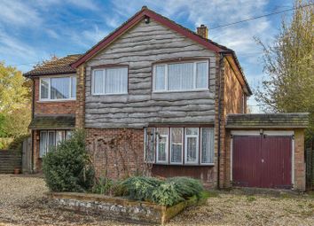 4 Bedrooms Detached house for sale in Hannington, Tadley RG26