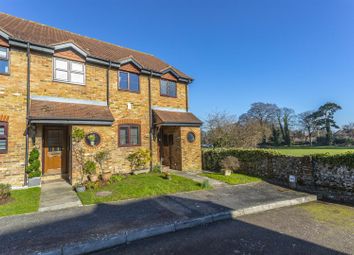 2 Bedrooms Semi-detached house for sale in Upper Sawley Wood, Banstead SM7