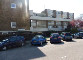 Thumbnail 4 bed flat to rent in Greetham Street, Southsea
