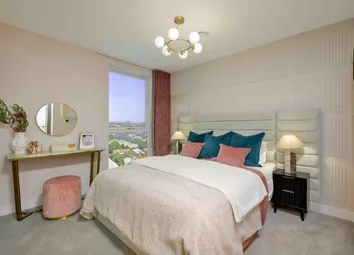 Maxima, Apartment 172
