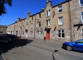 Thumbnail 2 bed flat for sale in Knoxland Square, Dumbarton