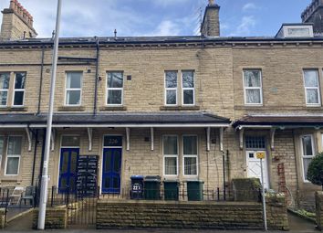 Thumbnail Flat to rent in Skipton Road, Utley, Keighley