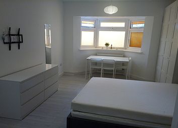 Thumbnail Room to rent in Flamsteed Road, London