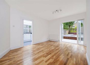 2 Bedrooms Maisonette to rent in Cambray Road, London SW12