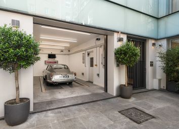 Thumbnail Mews house for sale in Down Street Mews, London