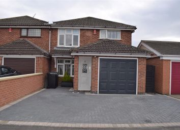 3 Bedrooms Semi-detached house for sale in Hereford Close, Stockingford, Nuneaton CV10