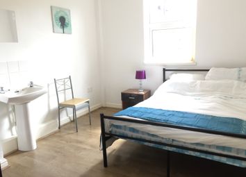 10 Bedroom Town house for rent