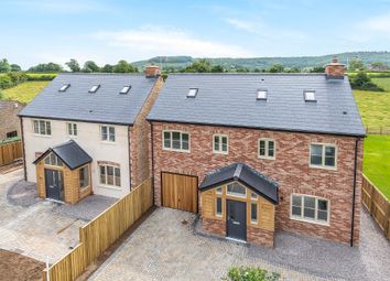 5 Bedrooms Detached house for sale in The Street, Coaley, Dursley GL11