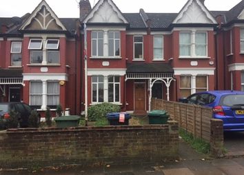 4 Bedrooms  to rent in Bowes Road, London N11