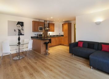 2 Bedrooms Flat for sale in Longstone Court, 22 Great Dover Street, London SE1