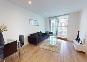 Thumbnail Flat to rent in Waterhouse Apartments, Saffron Central Square, Croydon