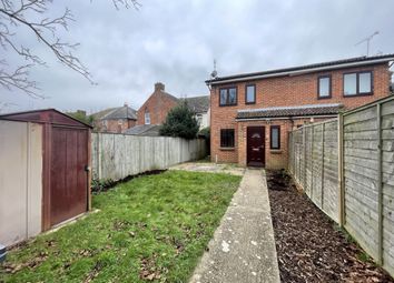 Thumbnail Terraced house to rent in Kingsnorth Road, Ashford