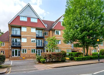 Thumbnail 2 bedroom flat for sale in Hendon Lane, Finchley