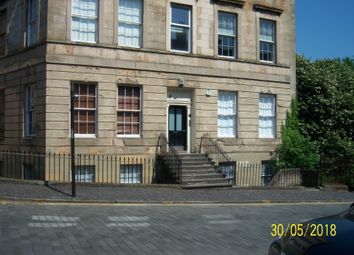 2 Bedrooms Flat to rent in Lynedoch Street, Park, Glasgow G3