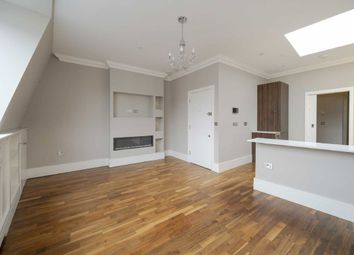 Thumbnail 2 bed flat to rent in Upper Richmond Road West, London