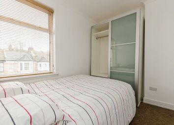 Thumbnail 2 bedroom flat to rent in Oaklands Grove, Shepherd's Bush, London