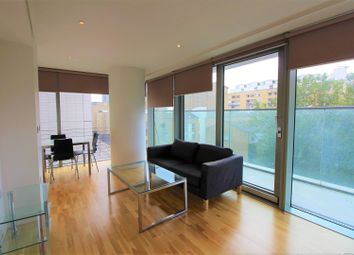 Thumbnail 1 bed flat to rent in Marsh Wall, London