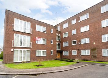 Thumbnail Flat to rent in Derby House, Chesswood Way, Pinner, Middlesex