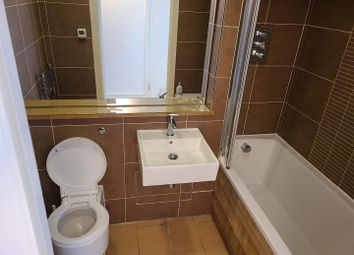 Thumbnail 1 bed flat to rent in Waterson Street, London