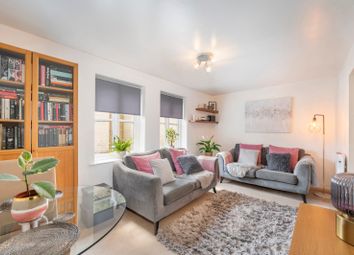 Thumbnail Flat for sale in Byron Mews, Hampstead