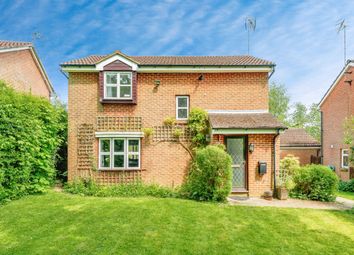 Thumbnail 3 bedroom detached house for sale in Bakers Way, Capel, Dorking