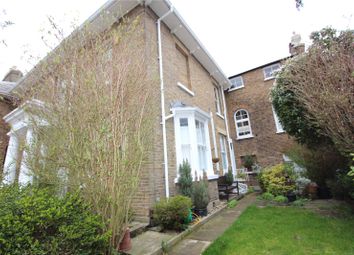 2 Bedrooms Maisonette to rent in Vicars Moor Lane, Winchmore Hill, London N21