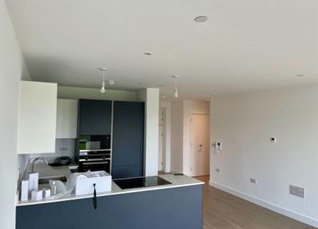 Thumbnail Flat to rent in West Parkside, London