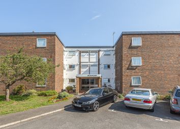 3 bed flat for sale in High Point, Weybridge KT13