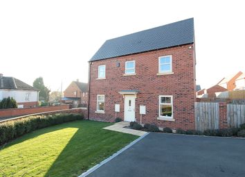 3 Bedrooms Detached house for sale in Catkin Close, Midway, Swadlincote DE11
