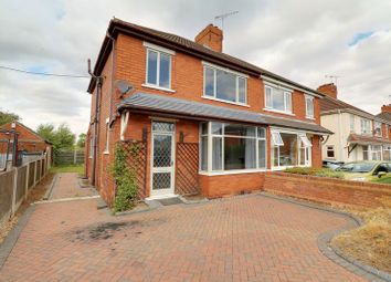 3 Bedroom Semi-detached house for rent