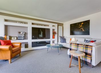 2 Bedrooms Flat for sale in Randolph Crescent, Little Venice, London W9