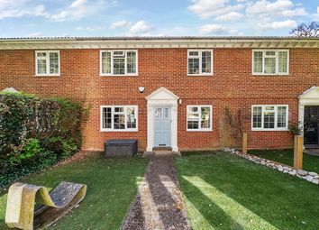 Thumbnail Flat for sale in Dawn Gardens, Winchester, Hampshire