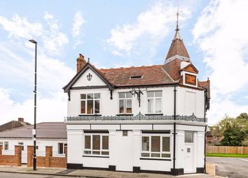 Thumbnail 3 bed flat for sale in Swan Road, Feltham