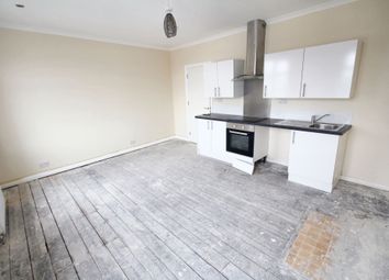 Thumbnail Flat to rent in New Broadway, Uxbridge